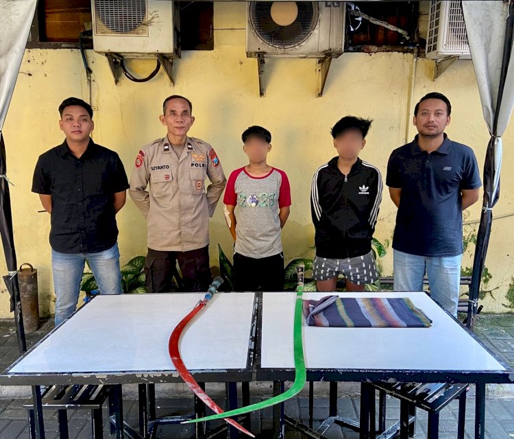 Gerak Cepat Polisi Amankan Dua Remaja Bersajam Hendak Tawuran di Surabaya